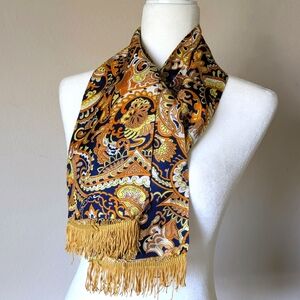 Vintage Scarf with Colorful Paisley Pattern and Fringe
